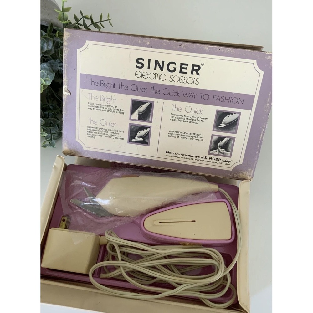 Vintage Singer Electric Scissors Sewing Tool Cream Pink W/ Case Box & Manual
